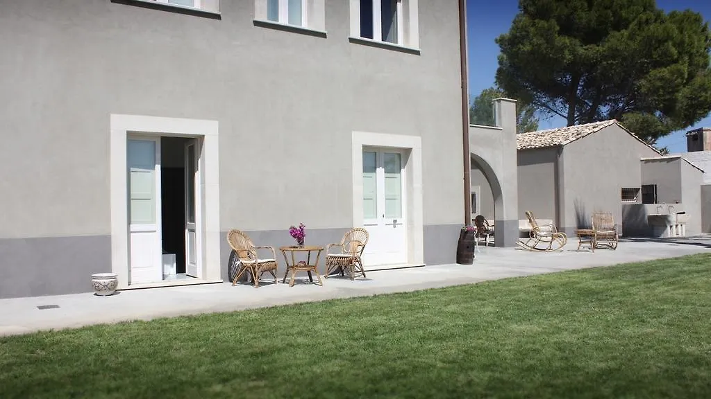 Alloggio per agriturismo Villa Terre di Senia Chiaramonte Gulfi